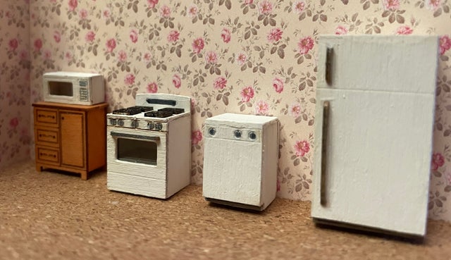 Miniature Kitchen Stove that works! // DIY dollhouse - miniDIY 